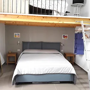 Center Bed & Breakfast